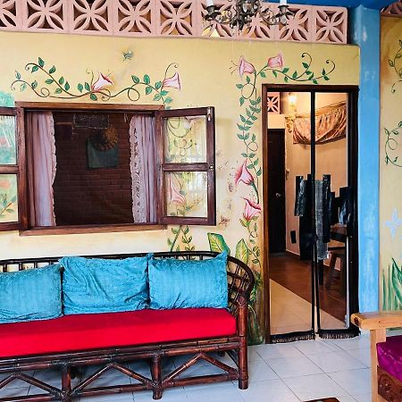 Ananda Guest House Yoga & Meditacion 埃斯孔迪多港 外观 照片