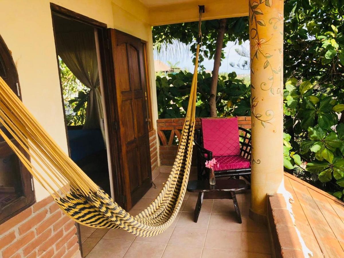 Ananda Guest House Yoga & Meditacion 埃斯孔迪多港 外观 照片
