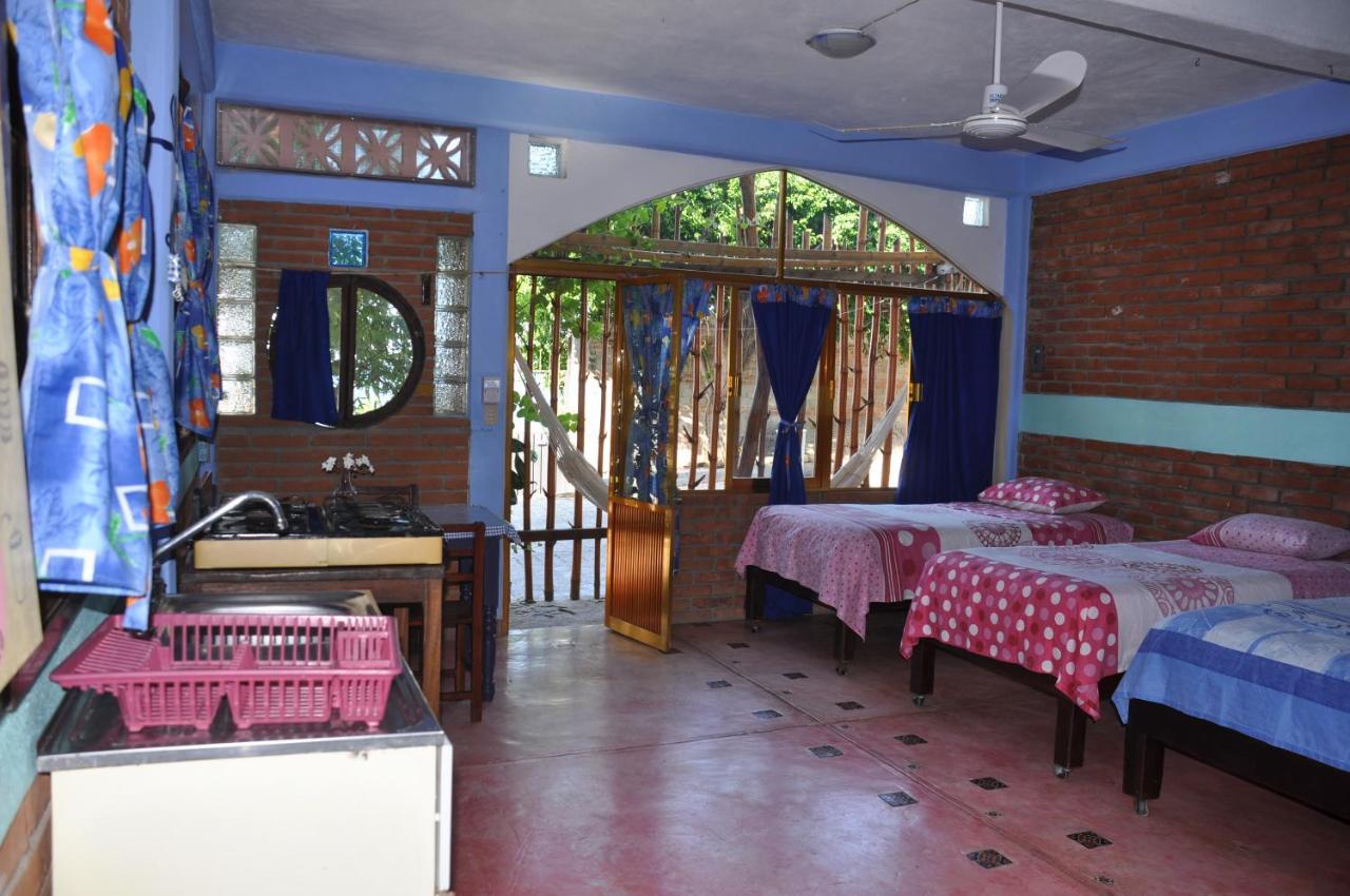 Ananda Guest House Yoga & Meditacion 埃斯孔迪多港 外观 照片
