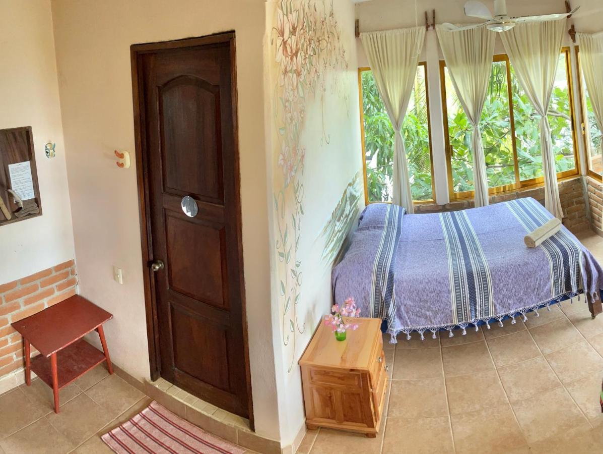 Ananda Guest House Yoga & Meditacion 埃斯孔迪多港 外观 照片