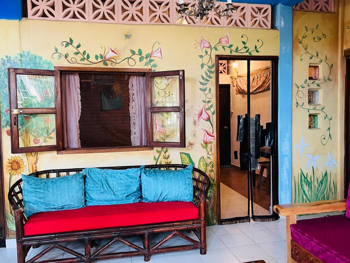 Ananda Guest House Yoga & Meditacion 埃斯孔迪多港 外观 照片
